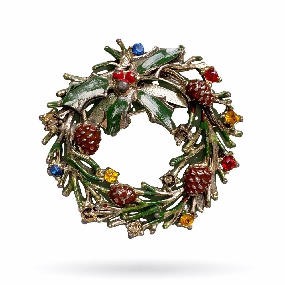 Vintage Christmas Wreath Brooch Gold Tone Enamel Holly Pinecone Rhinestone Pin